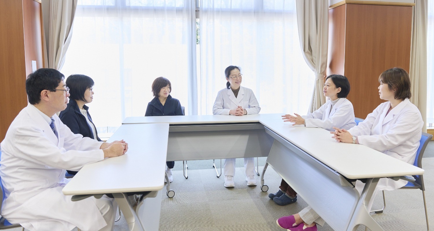 多職種のエキスパートが連携、協力し合い、 社会復帰のためのきめ細やかなケアを提供